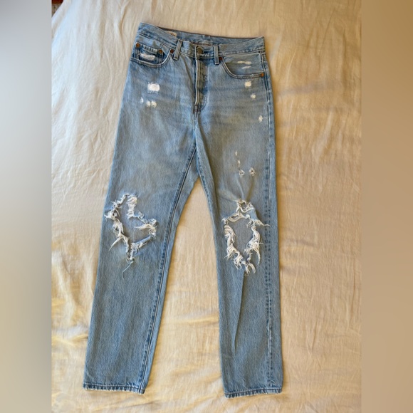 Distressed Levi’s 501 Jeans - Picture 5 of 12